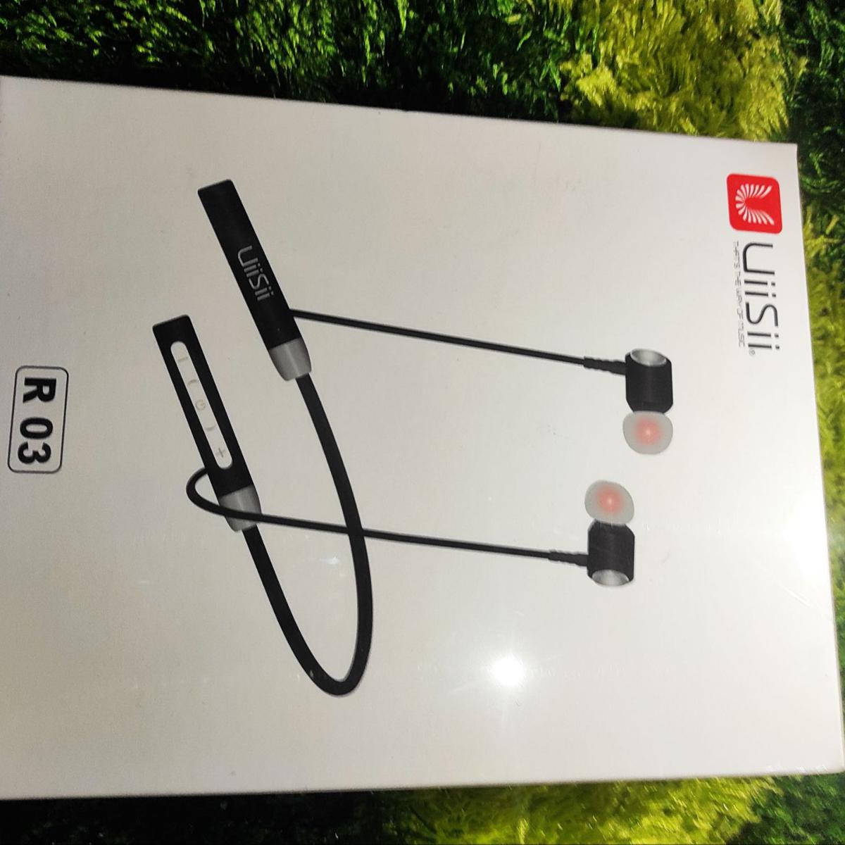 Uiisii R03 Wireless bluetooth Neckband Heavy Bass gallery